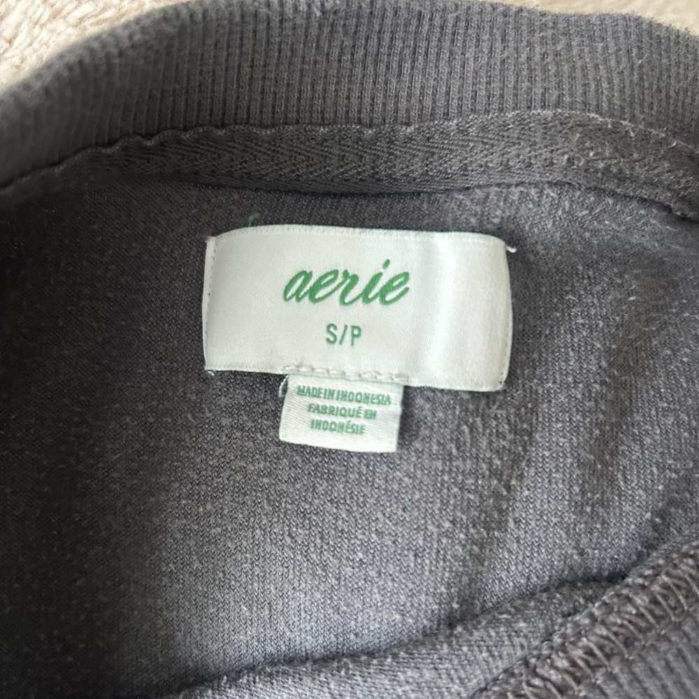 Aerie Men's Dark Gray Crewneck Sweater - Picture 2 of 2